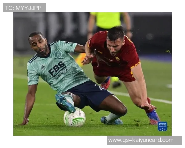 因暴雨导致球场积水严重欧协联一场比赛被迫中断引发关注