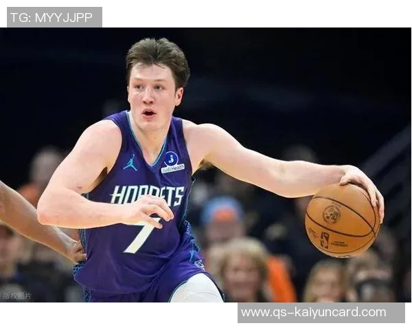 克尼佩尔称赞大个子挡拆表现出色现象级发挥令人惊叹 克尼佩尔称赞大个子挡拆表现出色现象级发挥令人惊叹