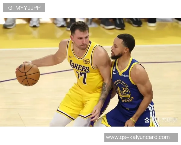 湖人尽管失误频频三分不佳却凭借进攻篮板拼搏奋战