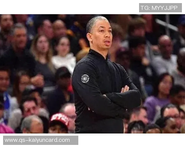 卢指导强调球队需要通过十场比赛评估当前状态与发展过程