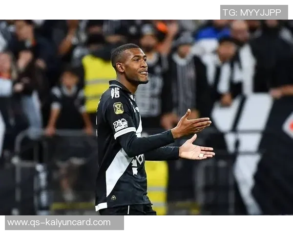 伯恩茅斯与19岁前锋拉扬达成3000万镑转会协议