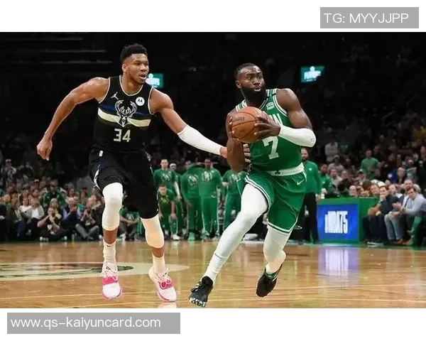 杰伦布朗谈凯尔特人胜利关键两个篮板助力球队展现团队精神