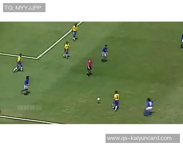 意大利U17世界杯点球大战击败十人巴西荣获季军荣耀时刻