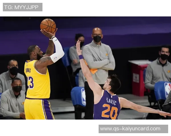 布克谈NBA中国赛意义强调篮球无国界与中国球迷的热情支持